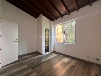Casa de 3 alcobas en venta en Envigado, Envigado, 282 m² · foto 6 de 15