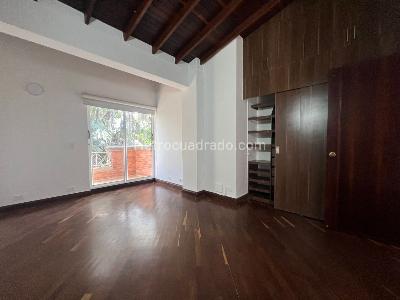 Casa de 3 alcobas en venta en Envigado, Envigado, 282 m² · foto 8 de 15