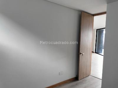 Apartamento de 3 alcobas en venta en El Poblado, Medellín, 100 m² · foto 12 de 18