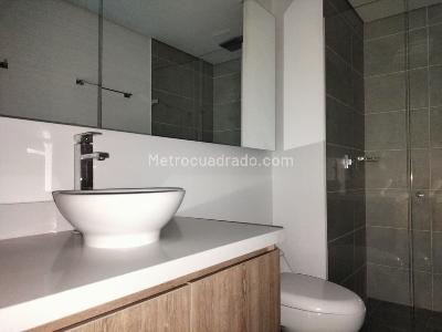 Apartamento de 3 alcobas en venta en El Poblado, Medellín, 100 m² · foto 17 de 18