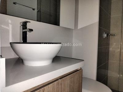 Apartamento de 3 alcobas en venta en El Poblado, Medellín, 100 m² · foto 18 de 18