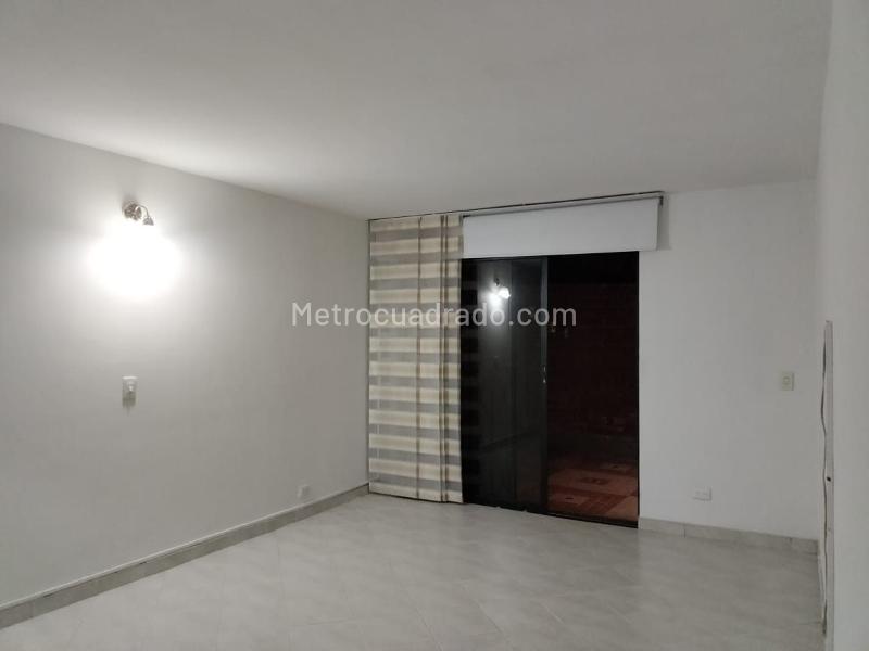 Spacious 3BR Apartment in El Poblado - 8