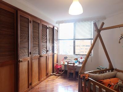 Apartamento de 3 alcobas en venta en El Tesoro, Medellín, 165 m² · foto 16 de 18