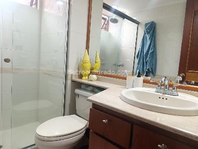 Apartamento de 3 alcobas en venta en El Tesoro, Medellín, 165 m² · foto 18 de 18