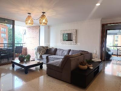 Apartamento de 3 alcobas en venta en El Tesoro, Medellín, 165 m² · foto 4 de 18