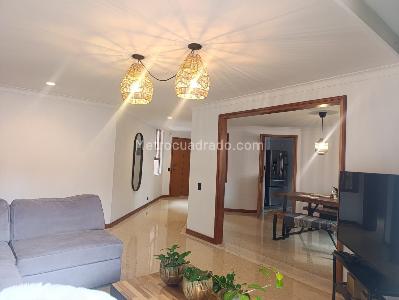Apartamento de 3 alcobas en venta en El Tesoro, Medellín, 165 m² · foto 5 de 18
