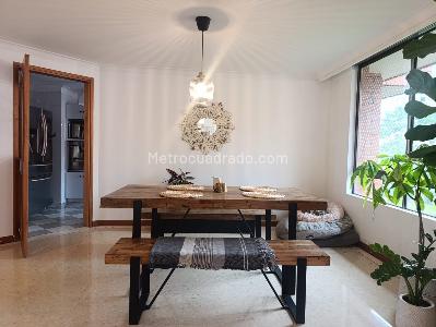 Apartamento de 3 alcobas en venta en El Tesoro, Medellín, 165 m² · foto 6 de 18