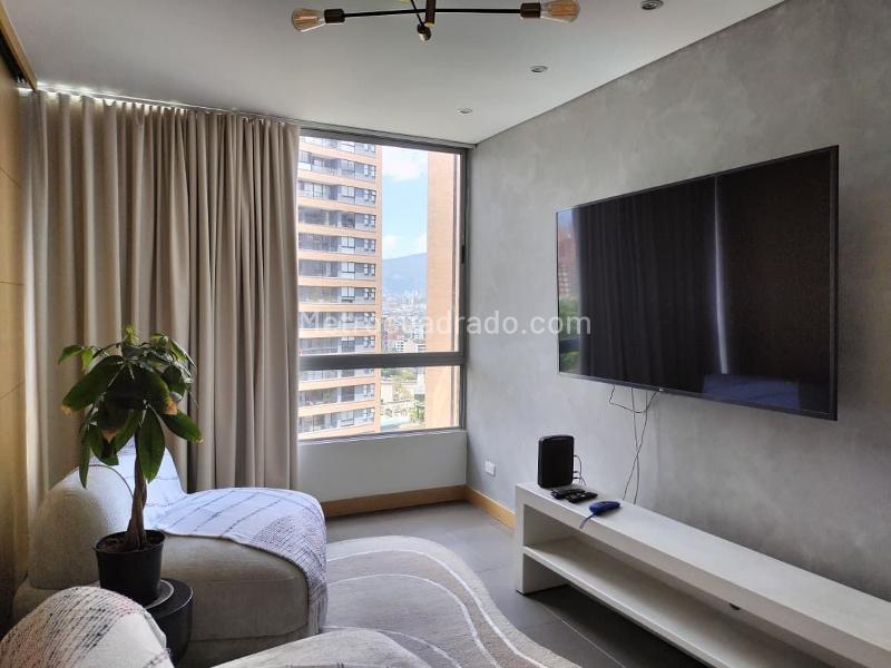 Furnished 2BR Apartment with 3 Baths in El Poblado - 9