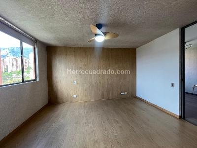 Apartamento de 3 alcobas en venta en El Poblado, Medellín, 140 m² · foto 13 de 19