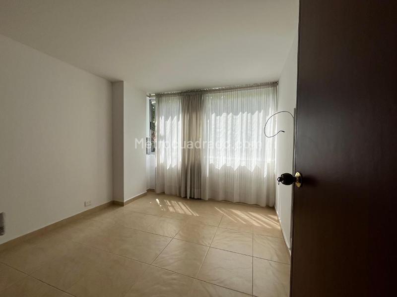 3BR Apartment for Rent in El Poblado with Balcony & Parking - 8
