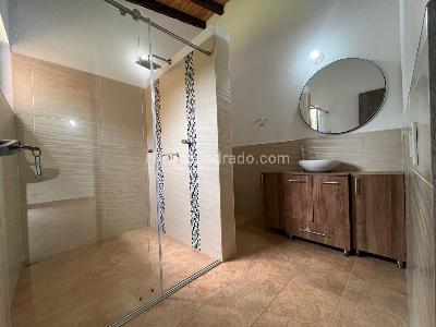 Casa de 3 alcobas en arriendo en Envigado, Envigado · foto 16 de 20