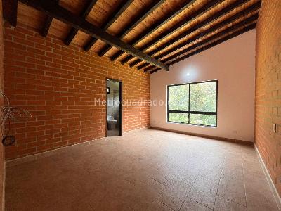Casa de 3 alcobas en arriendo en Envigado, Envigado · foto 9 de 20