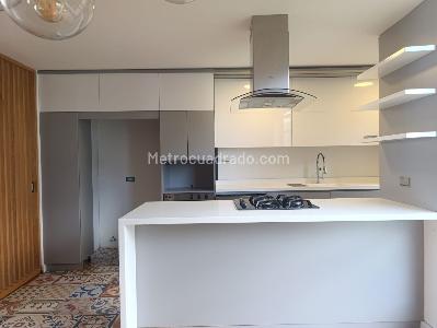 Apartamento de 2 alcobas en venta en El Poblado, Medellín, 140 m² · foto 8 de 18