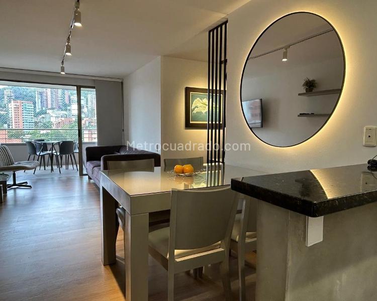 Furnished 2BR Apartment for Rent in El Poblado (Balcony & Parking)