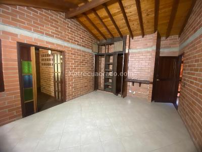 Casa de 5 alcobas en venta en Envigado, Envigado · foto 10 de 15
