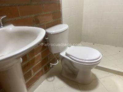 Casa de 5 alcobas en venta en Envigado, Envigado · foto 12 de 15