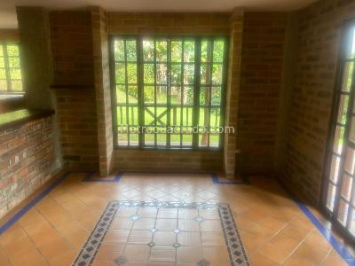 Casa de 5 alcobas en venta en Envigado, Envigado · foto 3 de 15