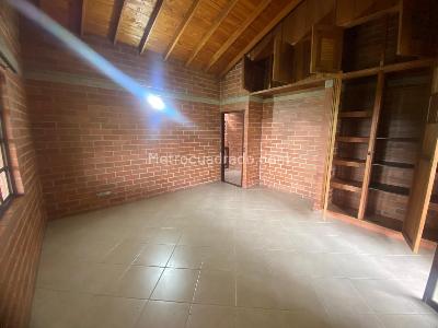 Casa de 5 alcobas en venta en Envigado, Envigado · foto 6 de 15