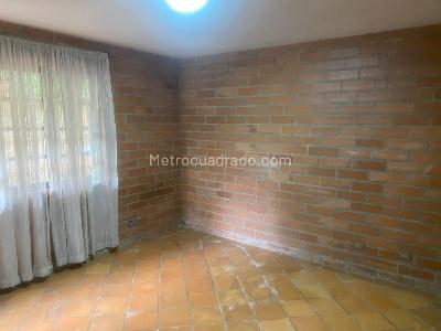 Casa de 5 alcobas en venta en Envigado, Envigado · foto 9 de 15