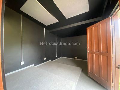 Casa de 4 alcobas en arriendo en Envigado, Envigado, 450 m² · foto 7 de 13