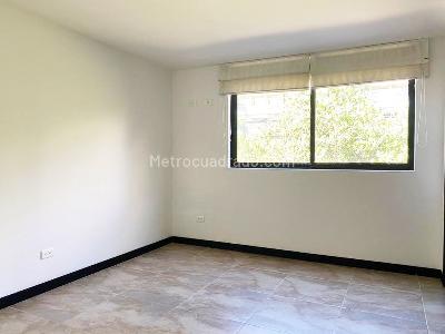 Apartamento de 4 alcobas en venta en El Poblado, Medellín, 165 m² · foto 10 de 18