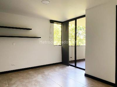 Apartamento de 4 alcobas en venta en El Poblado, Medellín, 165 m² · foto 14 de 18