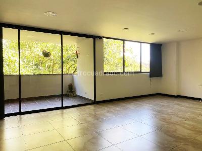 Apartamento de 4 alcobas en venta en El Poblado, Medellín, 165 m² · foto 3 de 18