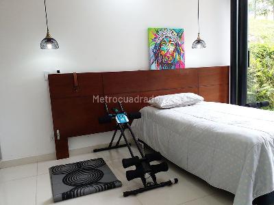 Casa de 4 alcobas en arriendo en Envigado, Envigado, 410 m² · foto 11 de 20