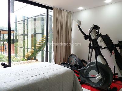 Casa de 4 alcobas en arriendo en Envigado, Envigado, 410 m² · foto 12 de 20