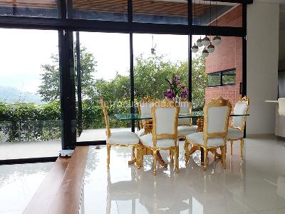 Casa de 4 alcobas en arriendo en Envigado, Envigado, 410 m² · foto 5 de 20