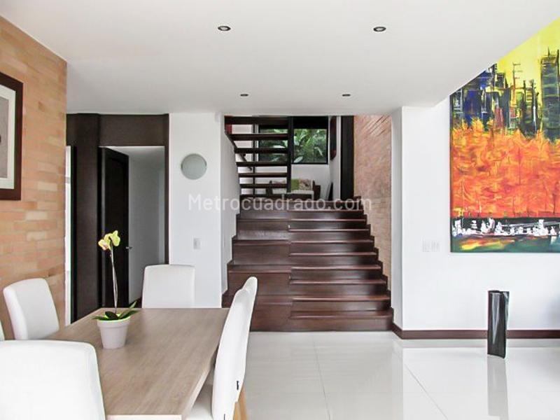 Casa Amoblada de 4 Alcobas en Los Balsos - 7