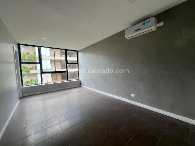 Apartamento de 4 alcobas en venta en El Poblado, Medellín, 310 m² · foto 11 de 18