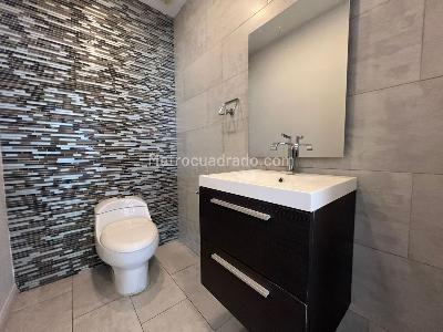 Apartamento de 4 alcobas en venta en El Poblado, Medellín, 310 m² · foto 13 de 18