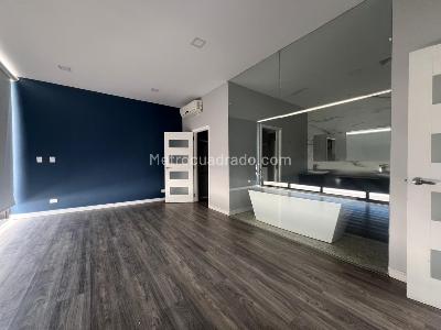 Apartamento de 4 alcobas en venta en El Poblado, Medellín, 310 m² · foto 4 de 18