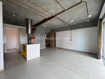 Apartamento de 2 alcobas en arriendo en Envigado, Envigado, 85 m² · foto 2 de 11