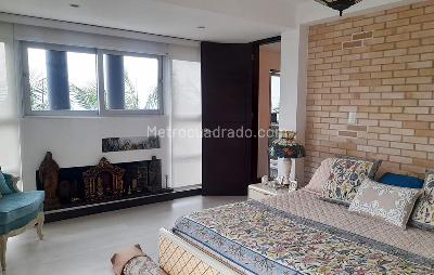 Casa de 4 alcobas en venta en Loma Del Escobero, Envigado, 450 m² · foto 16 de 20