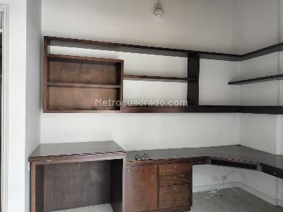 Casa en arriendo en El Poblado, Medellín · foto 9 de 19