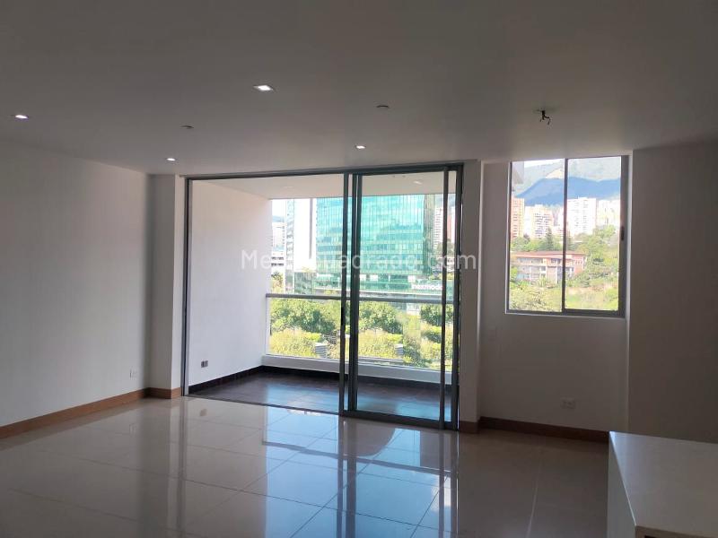 3BR Apartment in El Poblado Closed Unit with Balcony - 2