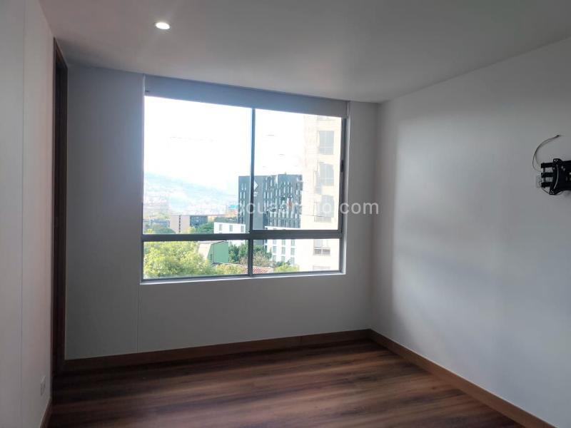 3BR Apartment in El Poblado Closed Unit with Balcony - 8
