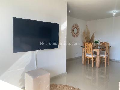 Apartamento de 3 alcobas en venta en Sabaneta, Sabaneta, 76 m² · foto 3 de 20