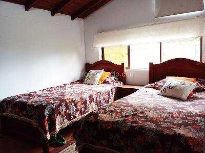 Casa de 5 alcobas en venta en El Chocho, Envigado, 344 m² · foto 12 de 16