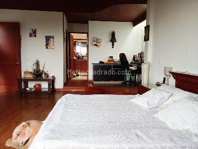 Casa de 5 alcobas en venta en El Chocho, Envigado, 344 m² · foto 9 de 16