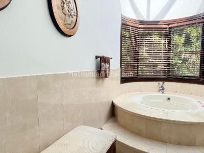 Casa de 4 alcobas en venta en Envigado, Envigado, 560 m² · foto 17 de 20