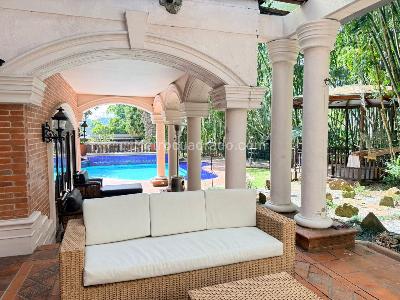 Casa de 4 alcobas en venta en Envigado, Envigado, 560 m² · foto 20 de 20
