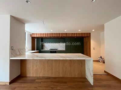 Apartamento en venta en El Poblado, Medellín · foto 5 de 20