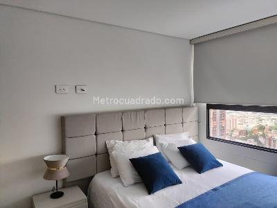 Apartamento de 2 alcobas en arriendo en El Poblado, Medellín, 90 m² · foto 13 de 17