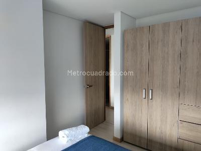 Apartamento de 2 alcobas en arriendo en El Poblado, Medellín, 90 m² · foto 15 de 17
