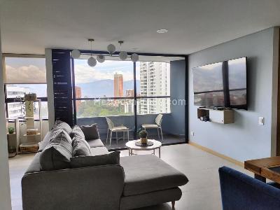 Apartamento de 2 alcobas en arriendo en El Poblado, Medellín, 90 m² · foto 2 de 17