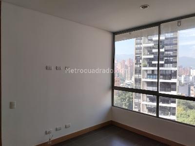 Apartamento en arriendo en Lalinde, Medellín · foto 12 de 20