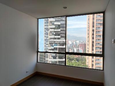 Apartamento en arriendo en Lalinde, Medellín · foto 16 de 20